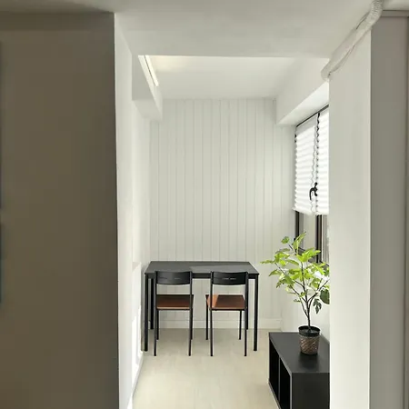 Lazynest - Charming Apartment Near Cismigiu Park Bucharest Exterior photo