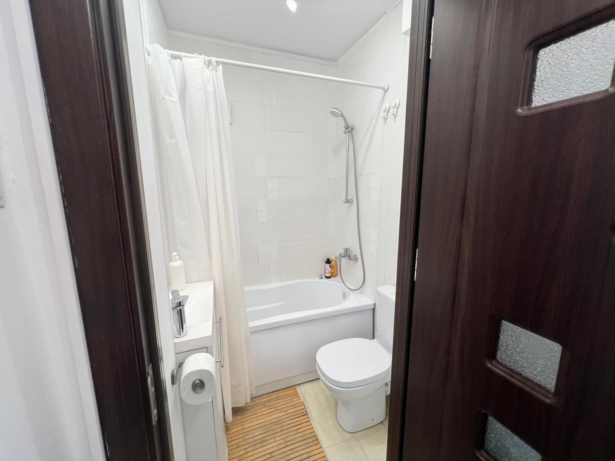 公寓 Lazynest - Charming Near Cismigiu Park *